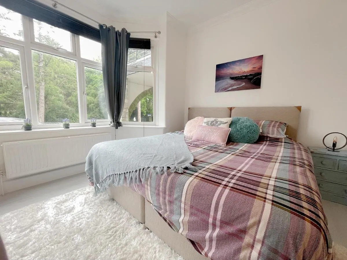 Apartment Queens Park View - 1 Bedroom Bournemouth