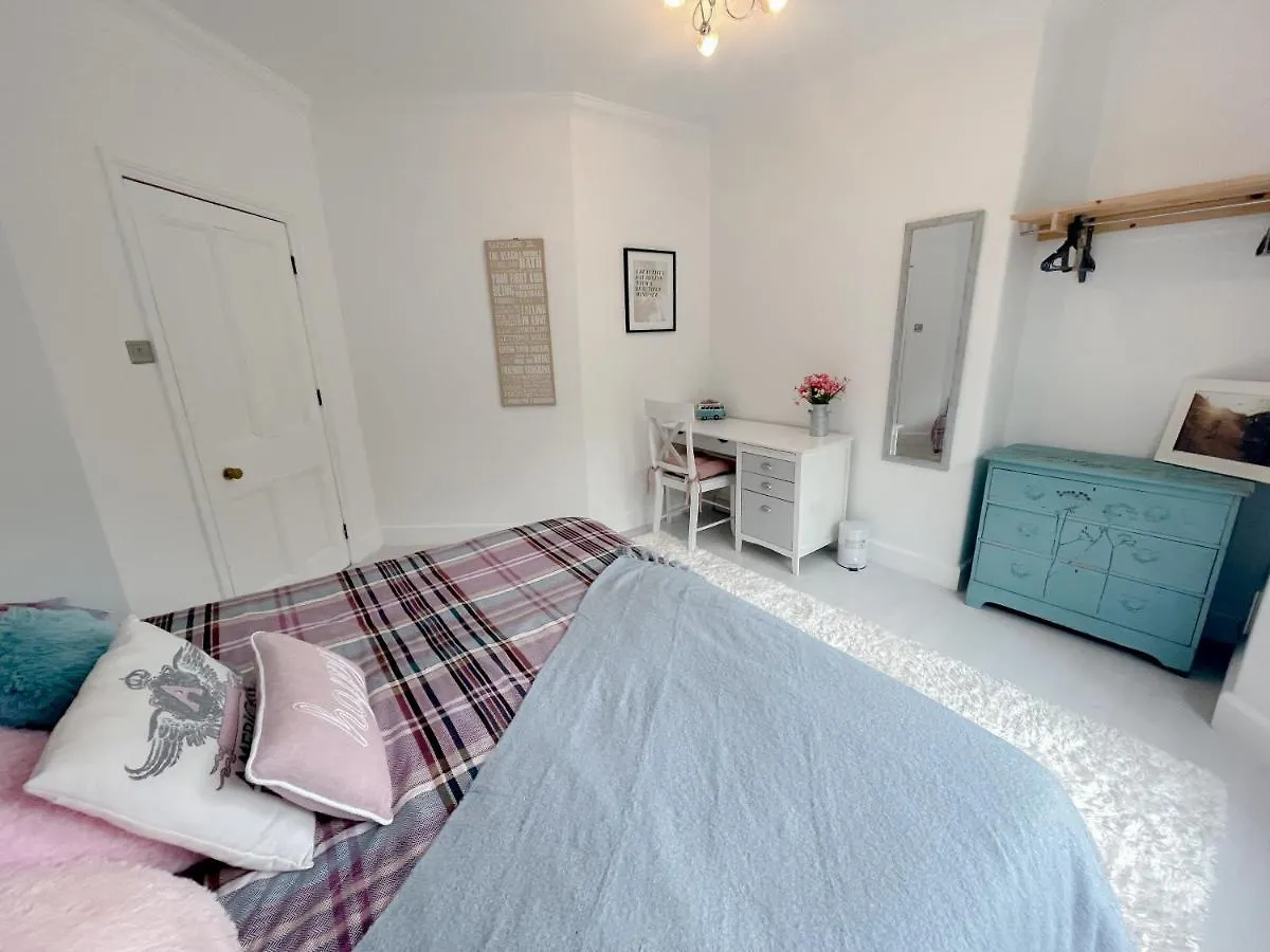 Queens Park View - 1 Bedroom Bournemouth