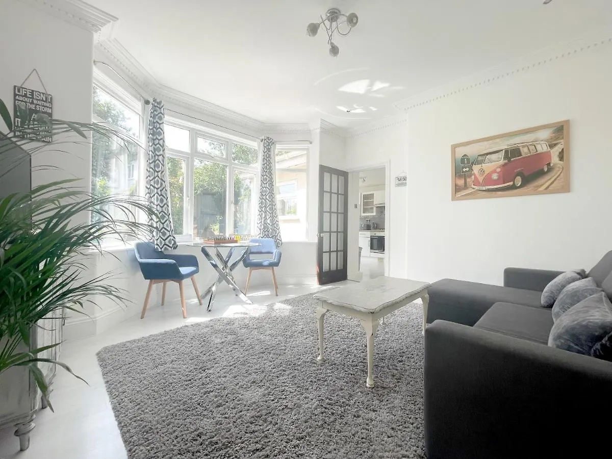 Queens Park View - 1 Bedroom Bournemouth United Kingdom